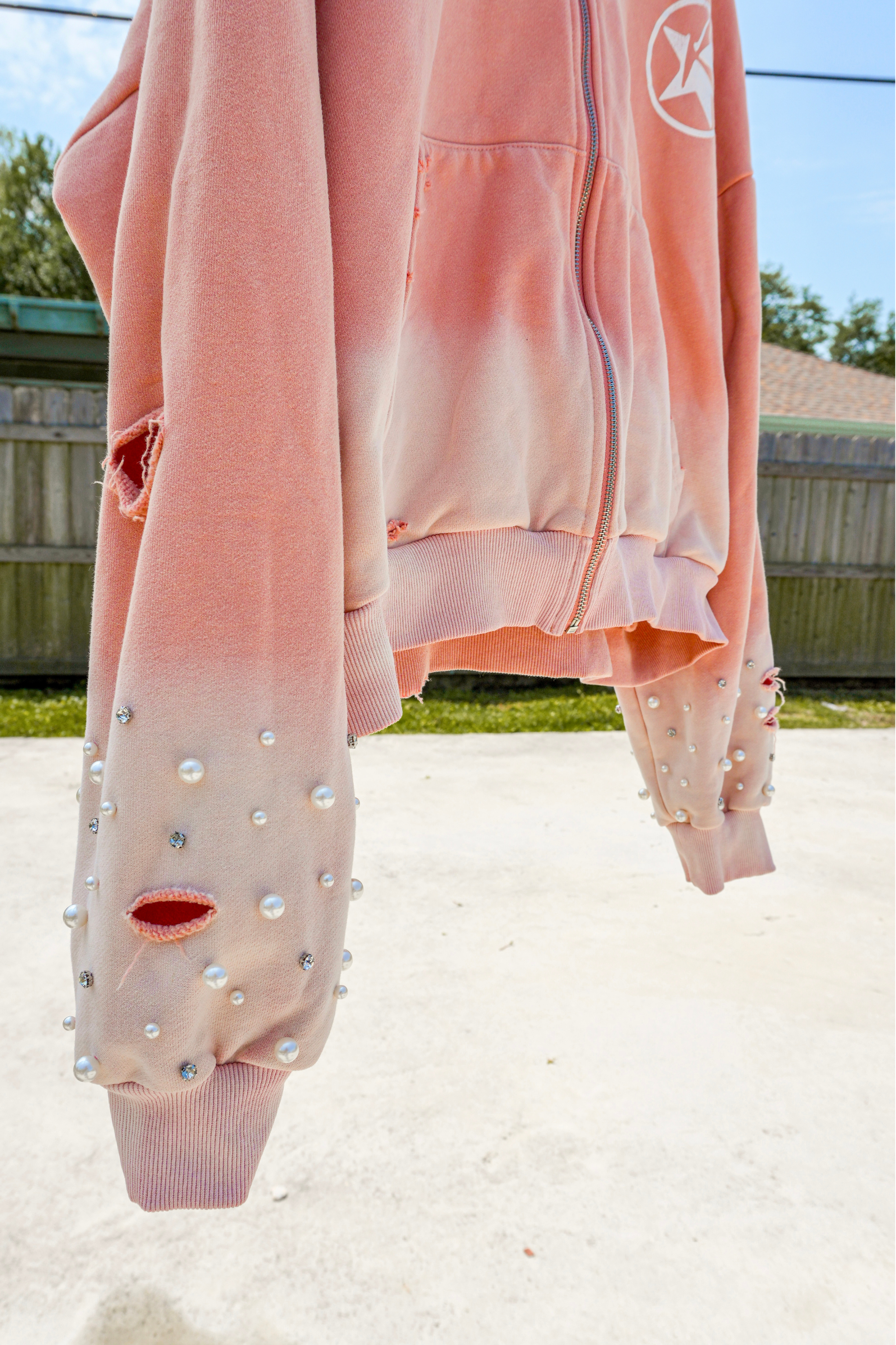 'PINKY PROMISE' ZIPUP